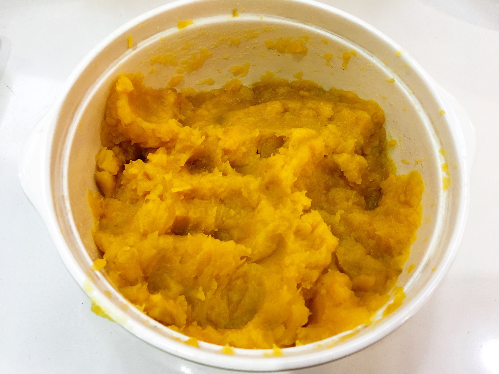 从蒸煮压泥到薯泥饼干坯料的工序及设备详解(图1)